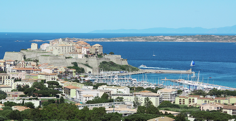 visiter-calvi-guide-de-voyage